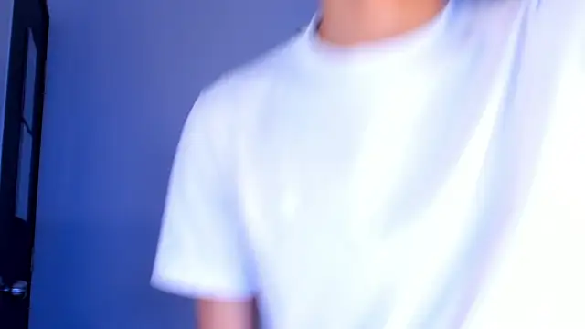 Sebax Young online show from March 2026 08:05:01 PM