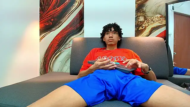 simondwayne online show from April 2026 07:31:02 PM