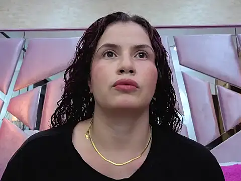 ThaliaCross online show from February 2026 08:09:01 PM