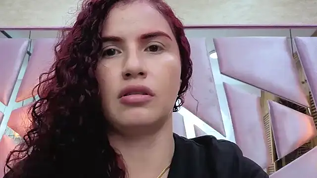 ThaliaCross online show from March 2026 07:43:02 PM