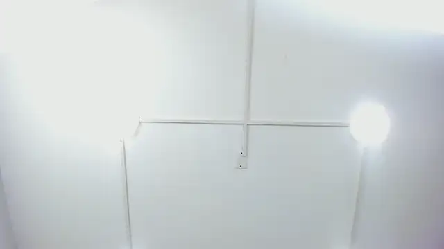 ThaliaCross online show from September 2025 01:00:02 PM