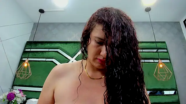 ThaliaCross online show from October 2025 12:35:02 PM