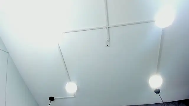 ThaliaCross online show from September 2025 07:48:01 PM