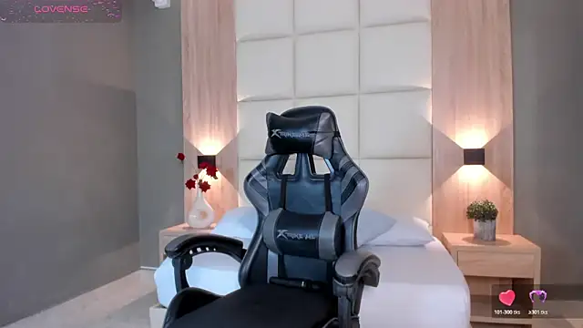 emma fhox online show from January 2026 02:26:01 AM