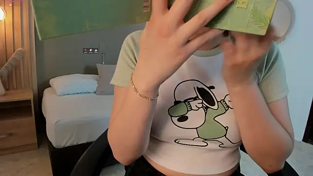 emma fhox online show from October 2025 02:26:02 AM