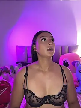 nicolexxaleja online show from May 2026 05:39:02 PM