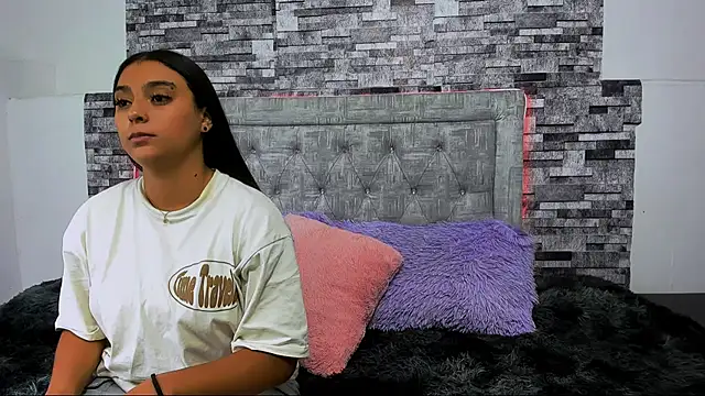 nicolexxaleja online show from October 2025 10:43:01 PM