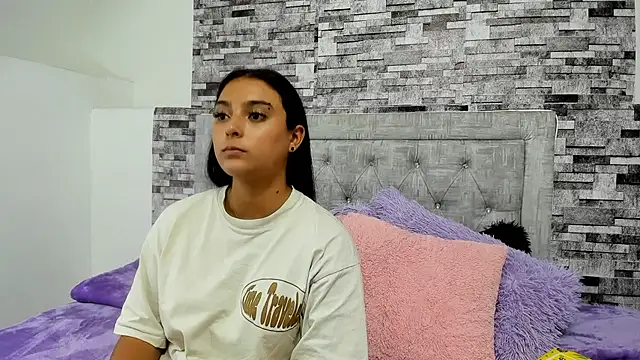 nicolexxaleja online show from November 2025 07:58:02 PM