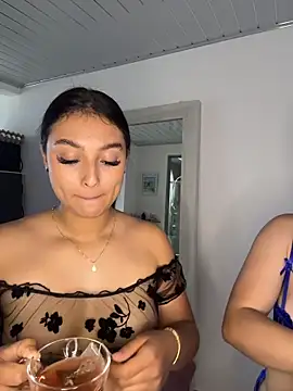 nicolexxaleja online show from March 2026 09:15:02 PM