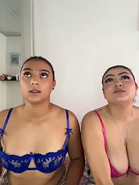 nicolexxaleja online show from May 2026 02:00:02 PM