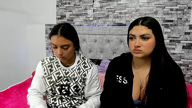 nicolexxaleja online show from December 2025 06:45:02 PM