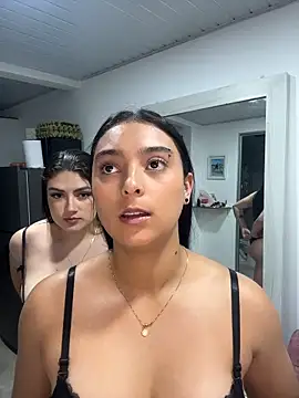 nicolexxaleja online show from February 2026 11:49:01 PM