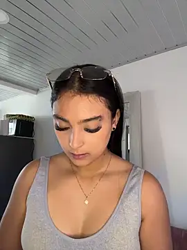 nicolexxaleja online show from March 2026 03:50:02 PM