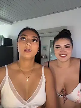 nicolexxaleja online show from March 2026 10:02:02 PM