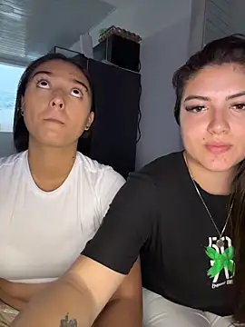 nicolexxaleja online show from February 2026 10:42:02 PM