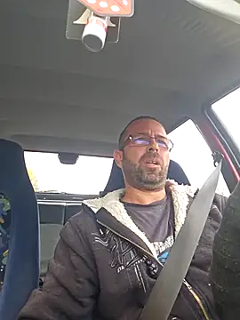 Snapshot of Thomas043 chatting on November 2025 11:15:02 AM Thomas043 online show from November 2025 11:15:02 AM