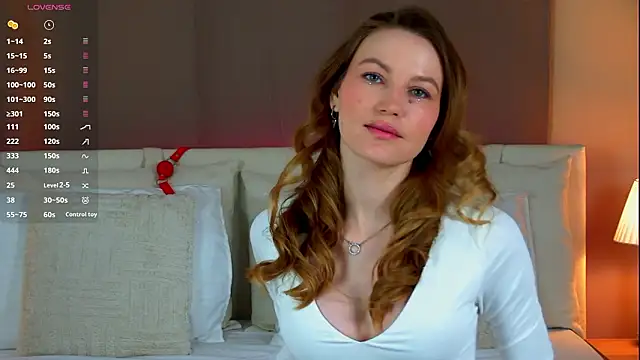 Snapshot of YungTessa chatting on February 2026 07:11:01 PM YungTessa online show from February 2026 07:11:01 PM