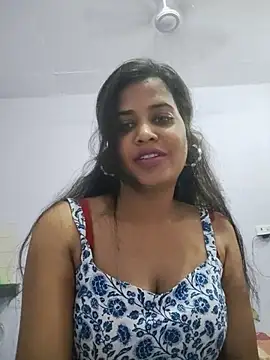 Snapshot of cute_radhikaa chatting on July 2026 11:07:02 AM cute radhikaa online show from July 2026 11:07:02 AM