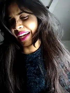 cute radhikaa online show from February 2026 03:14:02 AM