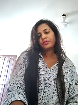 cute radhikaa online show from April 2026 09:55:02 AM
