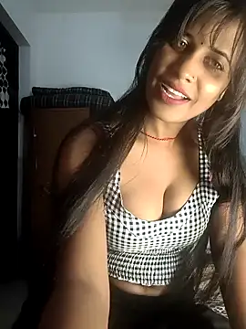 cute radhikaa online show from October 2025 05:37:02 PM