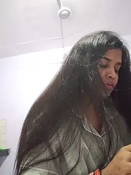Snapshot of cute_radhikaa chatting on July 2026 10:56:01 AM cute radhikaa online show from July 2026 10:56:01 AM