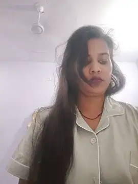 Snapshot of cute_radhikaa chatting on June 2026 10:42:02 AM cute radhikaa online show from June 2026 10:42:02 AM