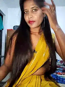 cute radhikaa online show from November 2025 06:34:01 PM