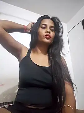 cute radhikaa online show from April 2026 01:41:02 PM