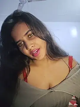 Snapshot of cute_radhikaa chatting on June 2026 10:15:02 AM cute radhikaa online show from June 2026 10:15:02 AM