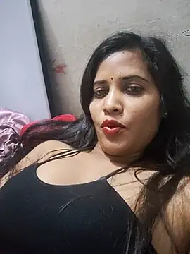 cute radhikaa online show from April 2026 09:21:01 PM