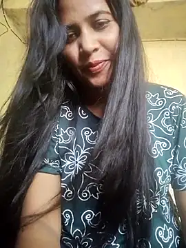 cute radhikaa online show from May 2026 12:09:01 PM