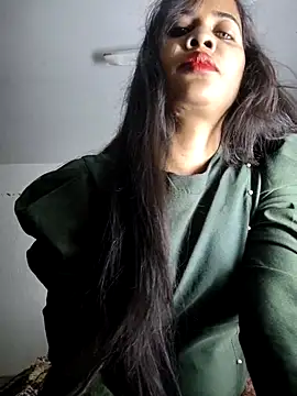 cute radhikaa online show from February 2026 04:21:01 AM