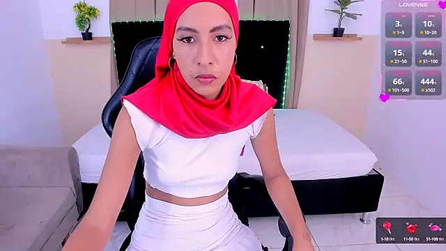 Sarah Brooke online show from October 2025 07:59:01 PM