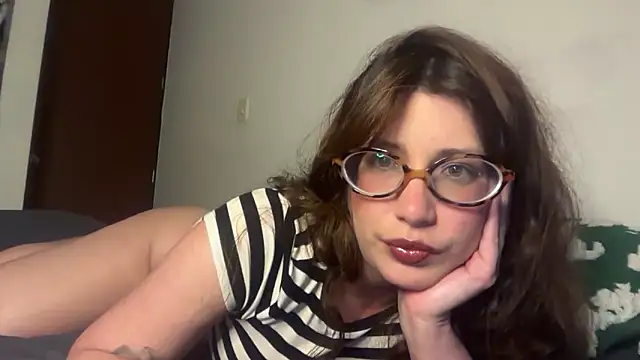 Meowkillah13 online show from December 2025 11:49:01 PM