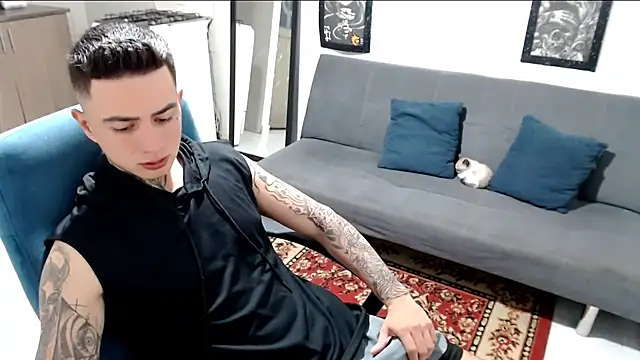 Snapshot of santii_ss chatting on November 2025 01:16:01 AM santii ss online show from November 2025 01:16:01 AM