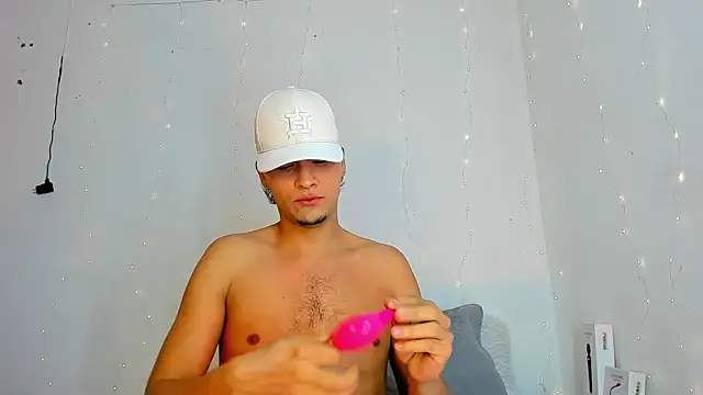 hot boy 04 online show from March 2026 02:31:01 PM