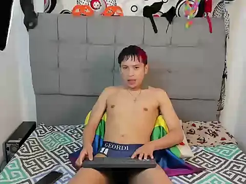 Snapshot of jake_hott1 chatting on September 2025 12:33:01 PM jake hott1 online show from September 2025 12:33:01 PM