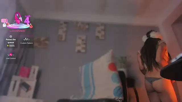 Snapshot of Chloe_cooperr chatting on October 2025 07:00:01 PM Chloe cooperr online show from October 2025 07:00:01 PM