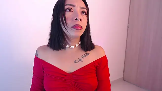 Snapshot of Andreiina_240 chatting on February 2026 08:06:02 PM Andreiina 240 online show from February 2026 08:06:02 PM