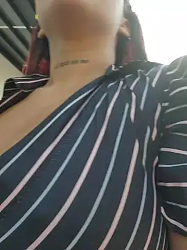 Yessica Lopezz online show from December 2025 12:18:02 PM