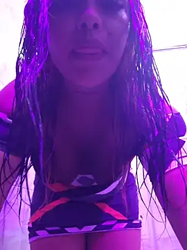 Yessica Lopezz online show from November 2025 02:37:02 AM