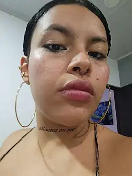 Yessica Lopezz online show from January 2026 12:12:01 PM