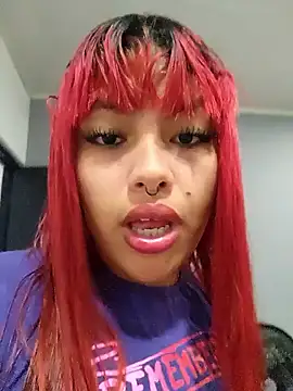 Yessica Lopezz online show from September 2025 01:18:01 PM