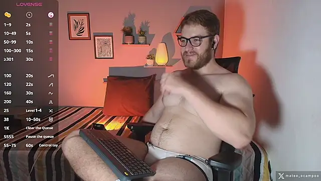 Snapshot of mateo_ocampo chatting on November 2025 08:12:02 PM mateo ocampo online show from November 2025 08:12:02 PM