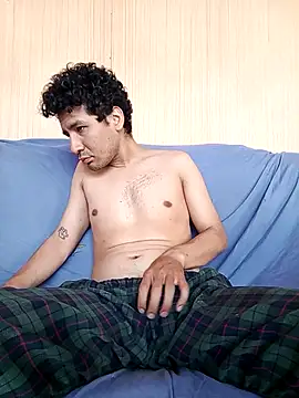 LecheDeSoya666 online show from November 2025 05:14:02 PM