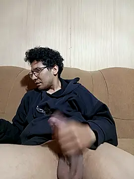 LecheDeSoya666 online show from November 2025 05:01:01 AM