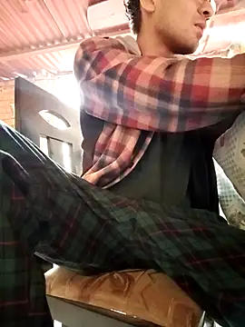 LecheDeSoya666 online show from November 2025 09:41:01 PM