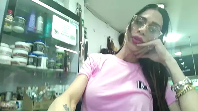 lolateton online show from April 2026 10:36:01 PM