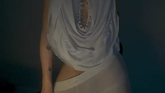 Snapshot of lolateton chatting on October 2025 02:01:01 AM lolateton online show from October 2025 02:01:01 AM